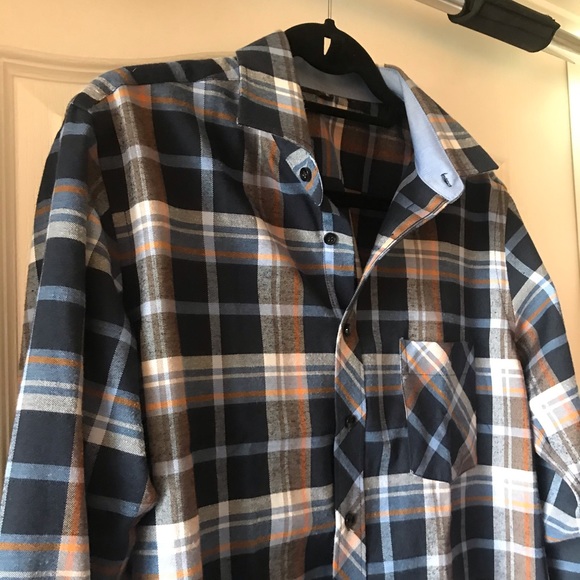Men’s Plaid Shirt - Picture 4 of 7